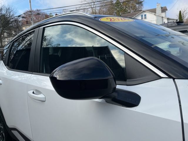 New 2026 Nissan Kicks SV w/ SV Premium Package AWD/4WD image 7