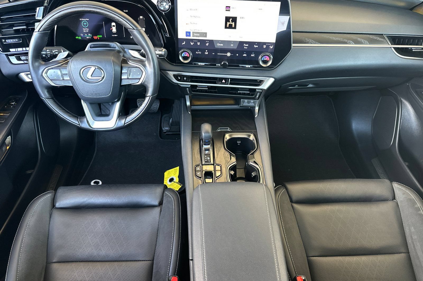 Used 2025 Lexus RX 450h AWD w/ Convenience Package image 10