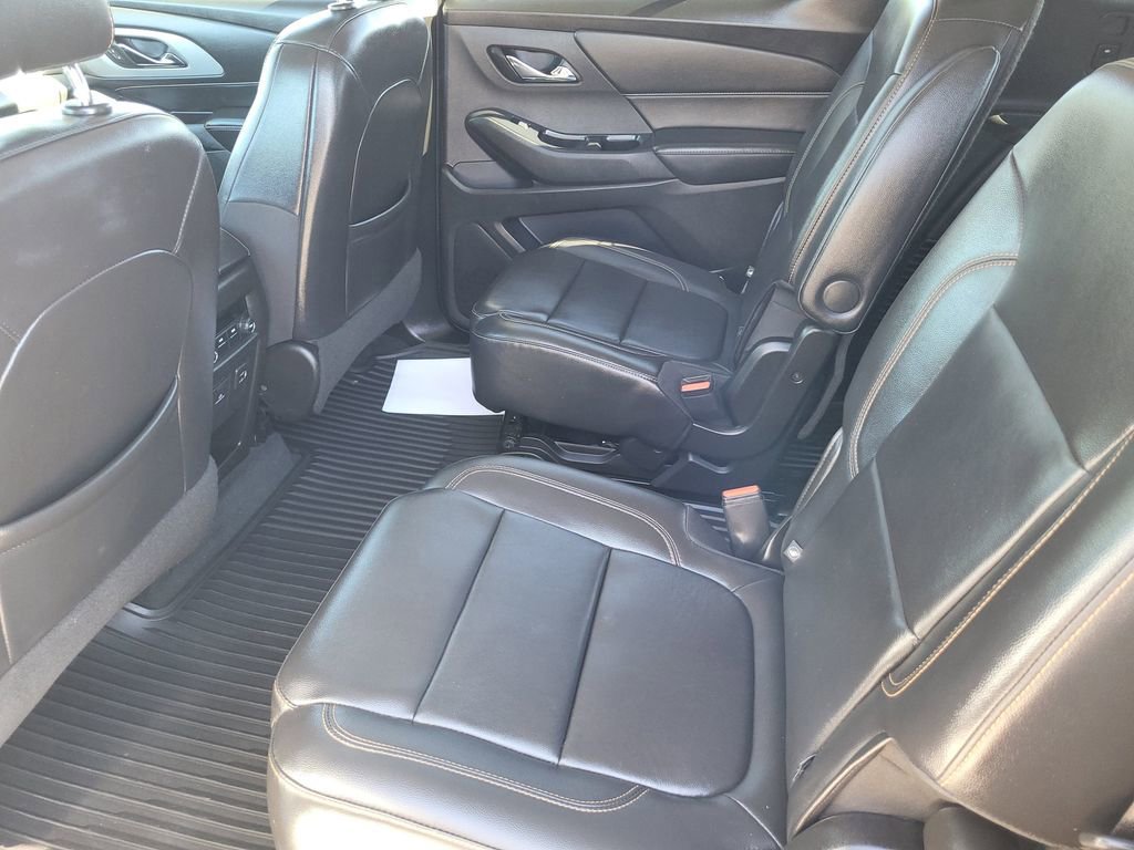 Used 2021 Chevrolet Traverse RS image 21
