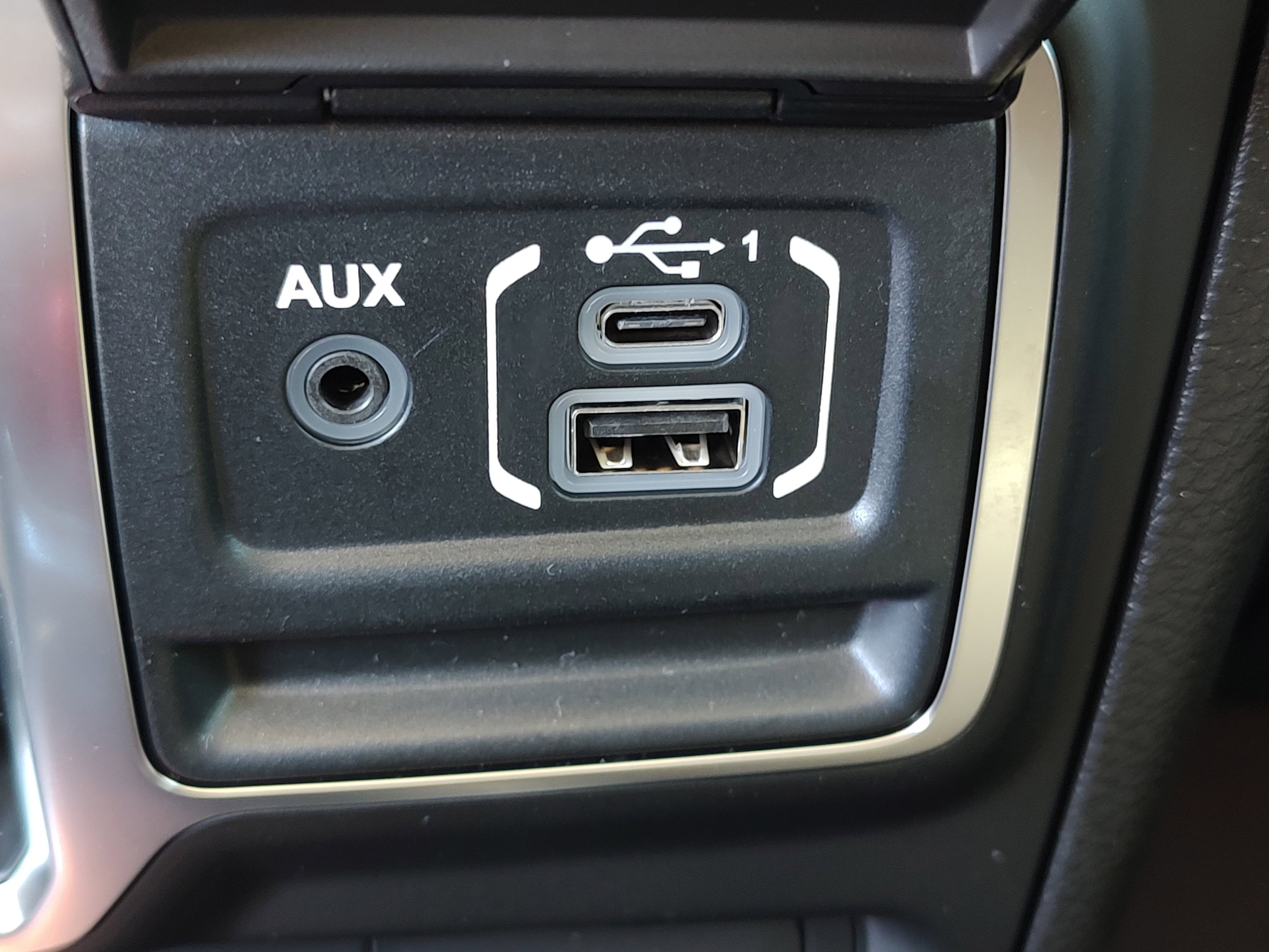 New 2026 Jeep Gladiator Willys AWD/4WD image 18