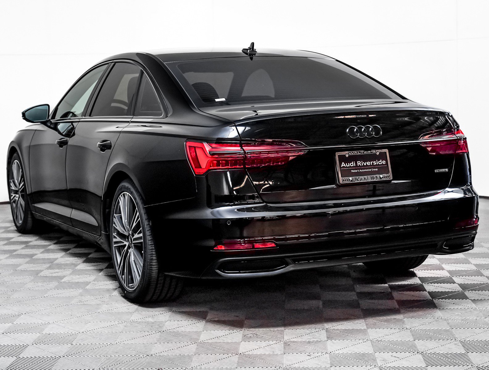 Used 2023 Audi A6 2.0T Premium w/ Convenience Package AWD/4WD image 2