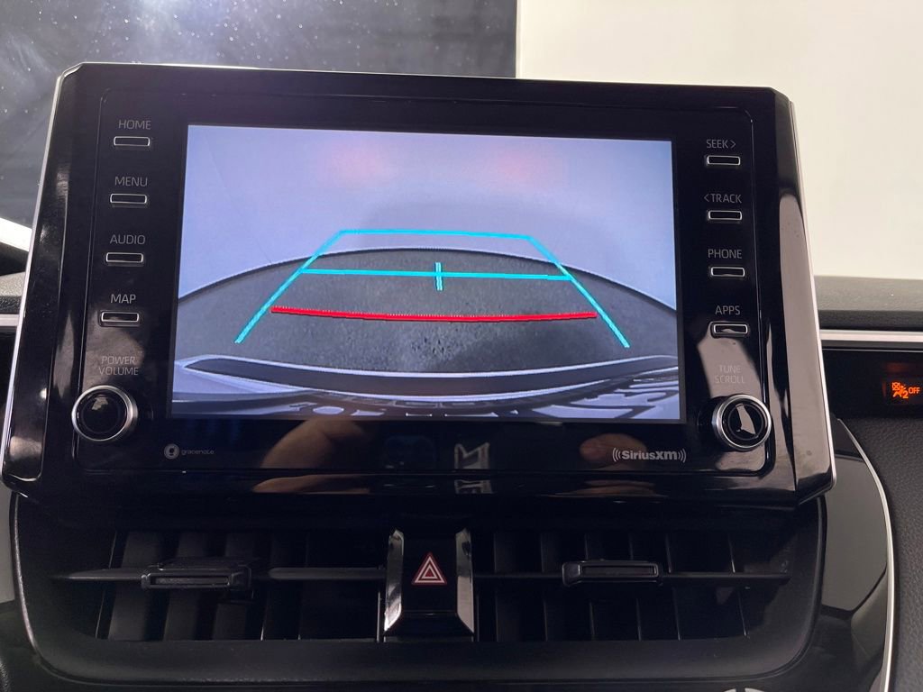 Used 2021 Toyota Corolla LE image 21