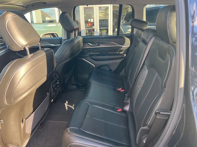 Used 2023 Jeep Grand Cherokee 30th Anniversary image 28