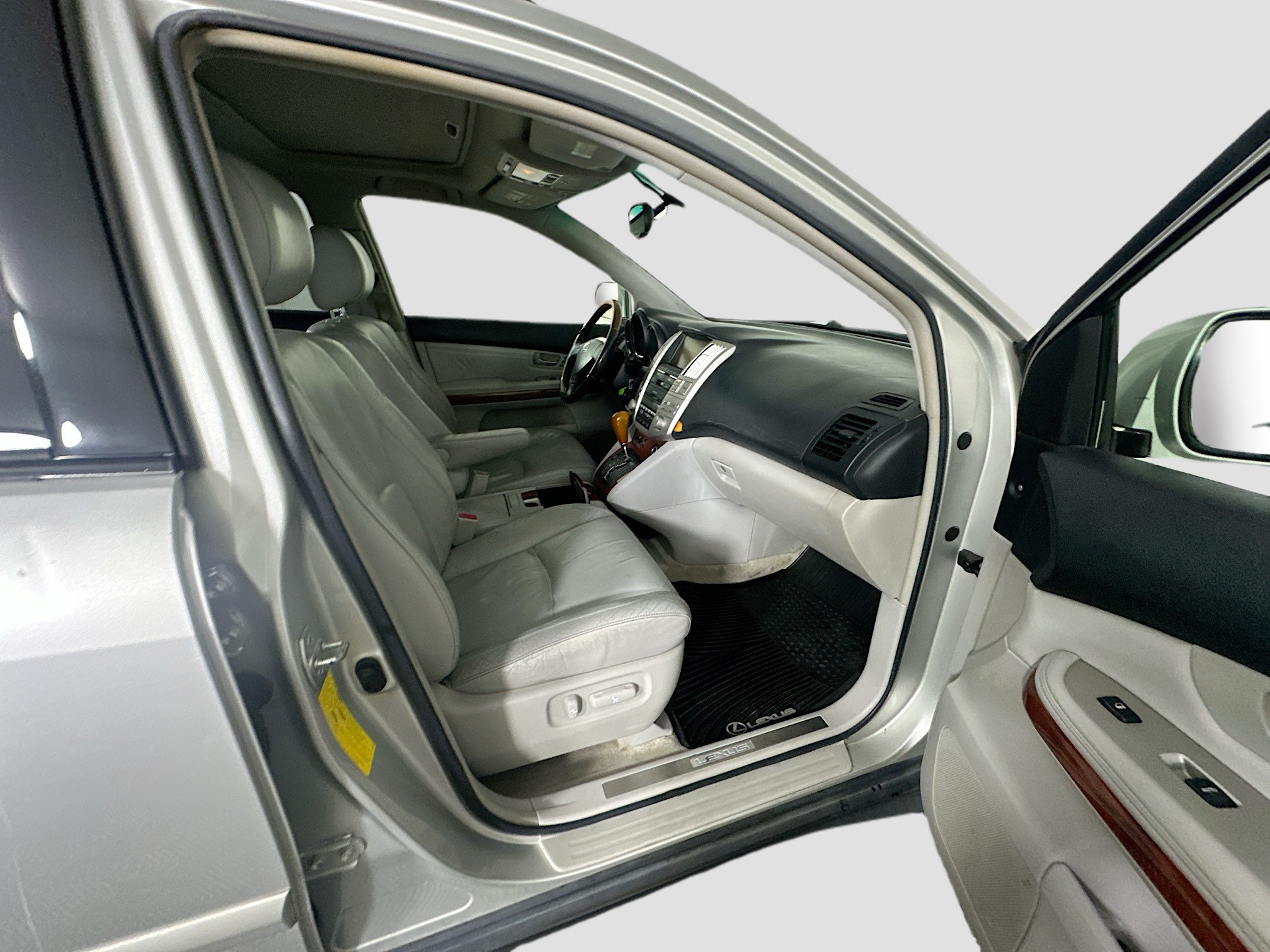 Used 2004 Lexus RX 330 FWD image 31