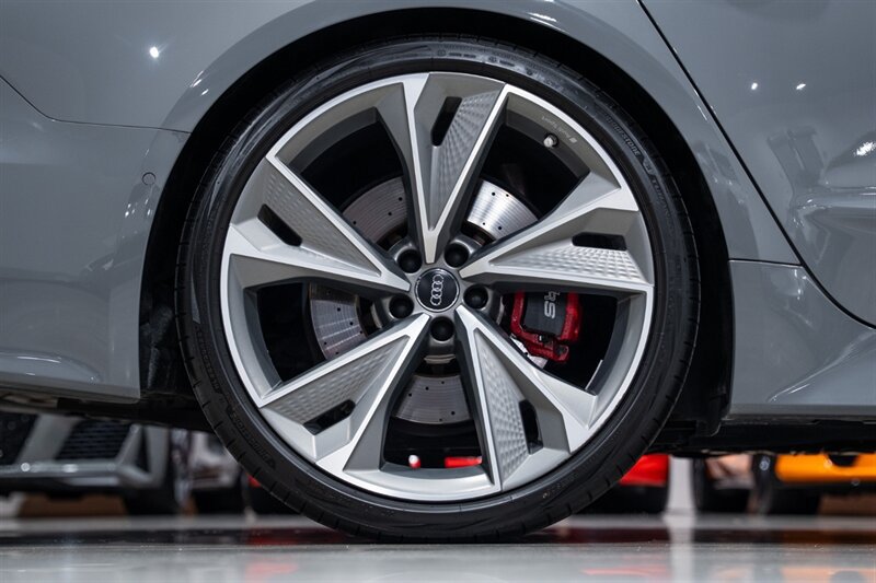 Used 2021 Audi RS 7 Sportback w/ Black Optic Package AWD/4WD image 50