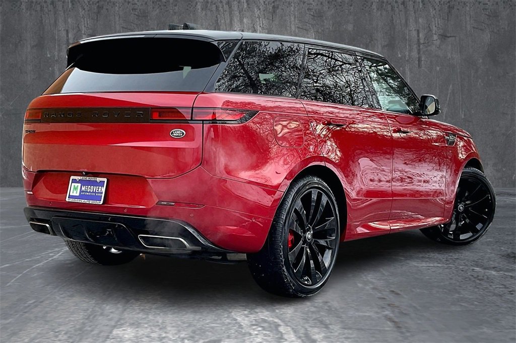 Used 2023 Land Rover Range Rover Sport SE Dynamic image 6