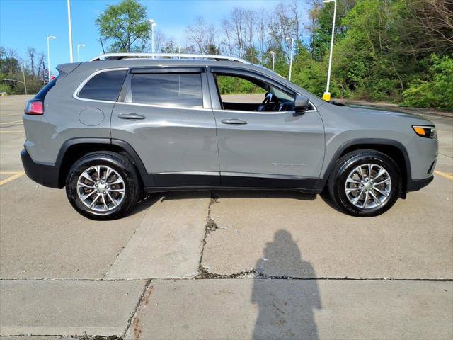 Used 2019 Jeep Cherokee Latitude Plus w/ Comfort/Convenience Group AWD/4WD image 7