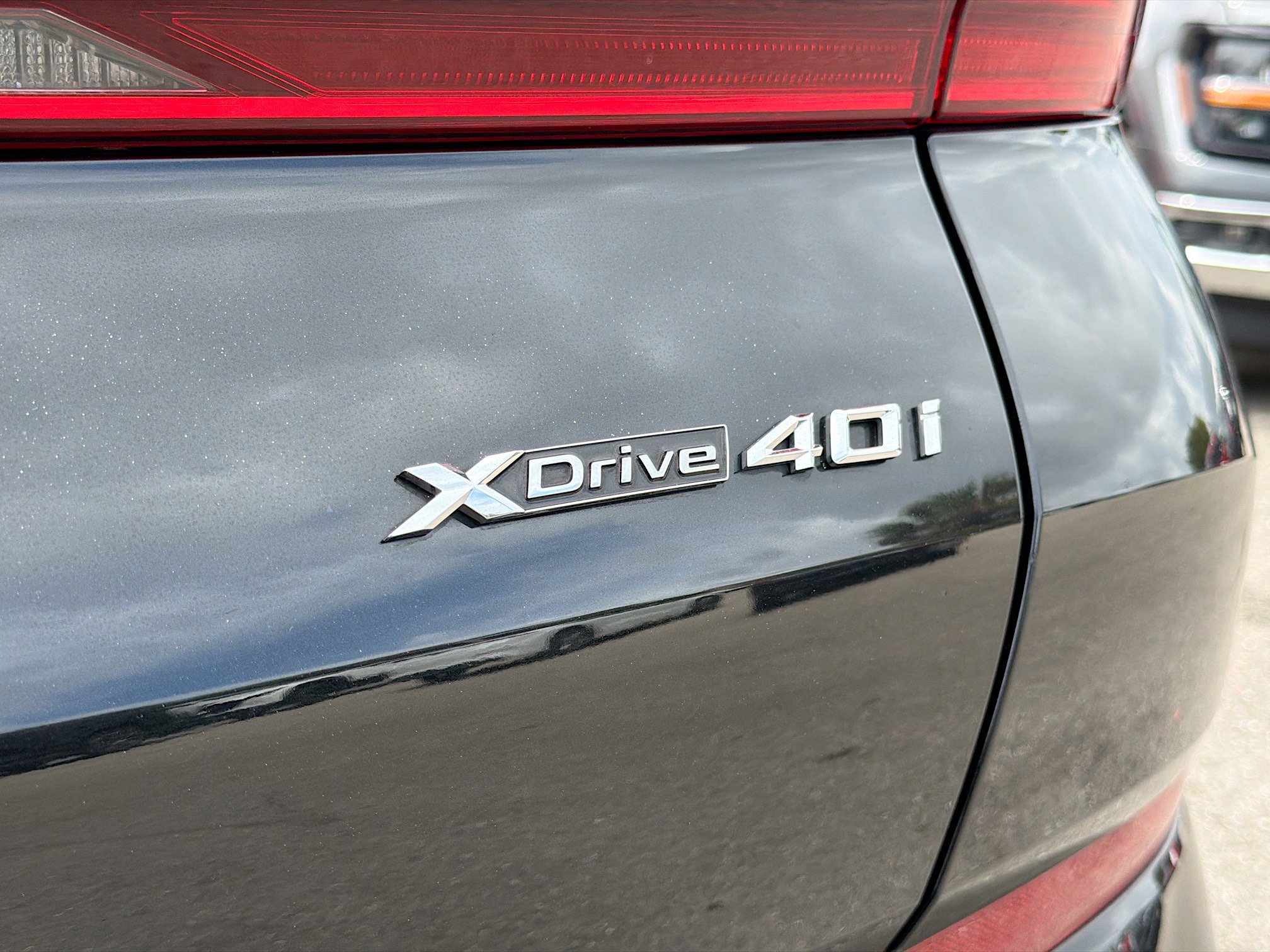 Used 2025 BMW X6 xDrive40i image 11