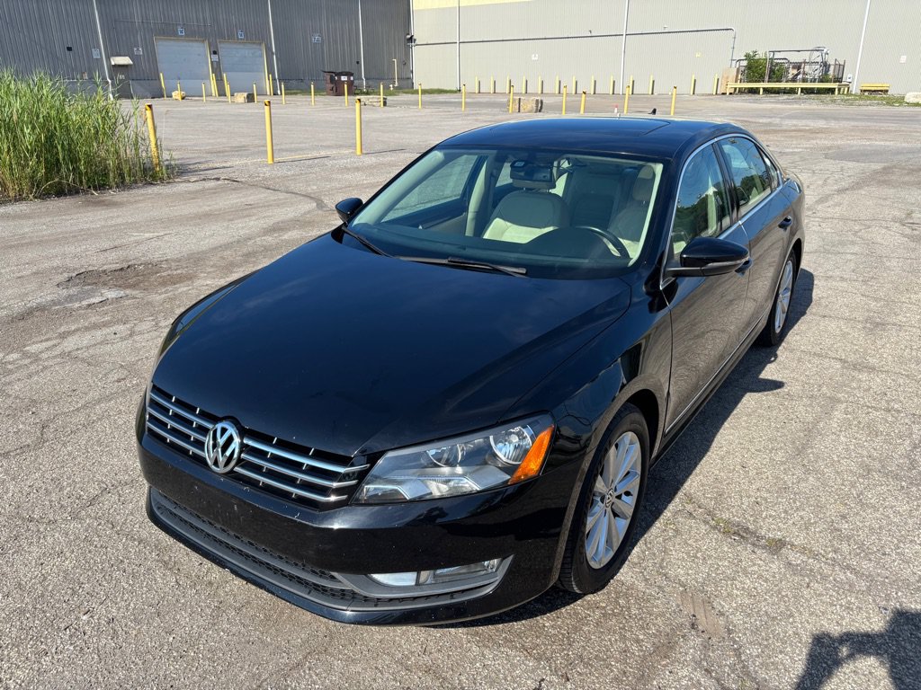 Used 2012 Volkswagen Passat 2.5 SEL FWD image 7