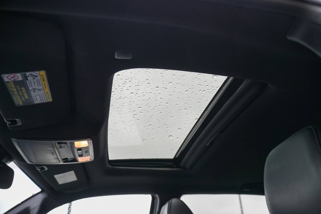 Used 2021 Toyota Tacoma Limited image 39