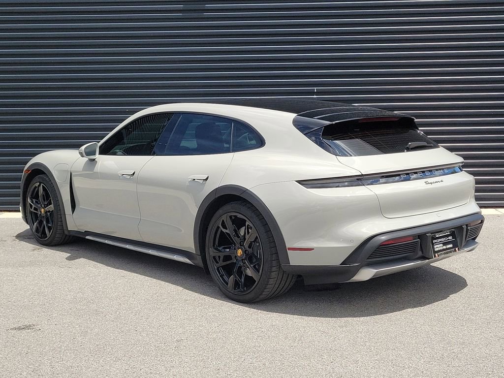 Certified 2022 Porsche Taycan 4 Cross Turismo AWD/4WD image 3