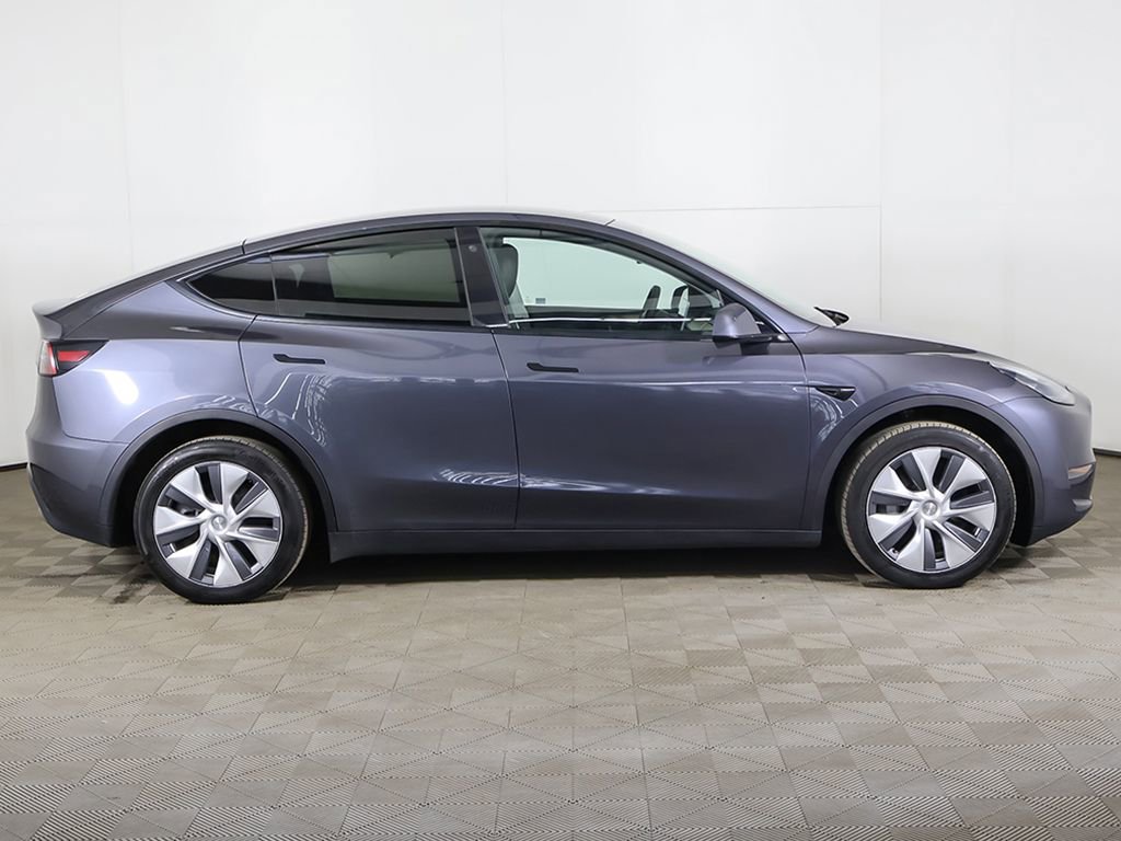 Used 2023 Tesla Model Y Long Range image 20