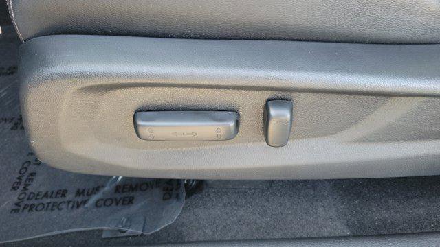 Used 2018 Honda Clarity Touring image 18