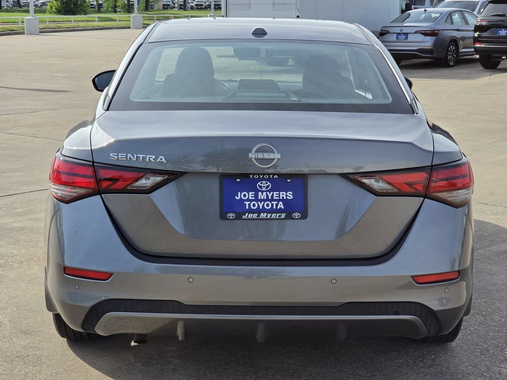Used 2025 Nissan Sentra SV w/ All-Weather Package FWD image 8
