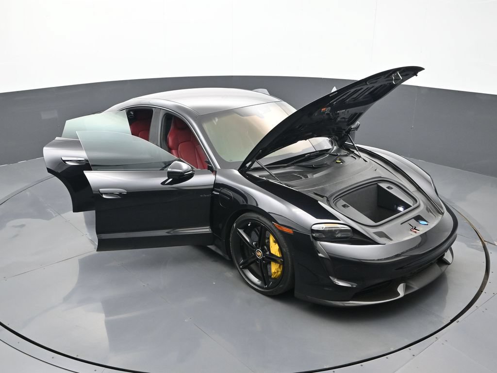 Certified 2022 Porsche Taycan Turbo S AWD/4WD image 32