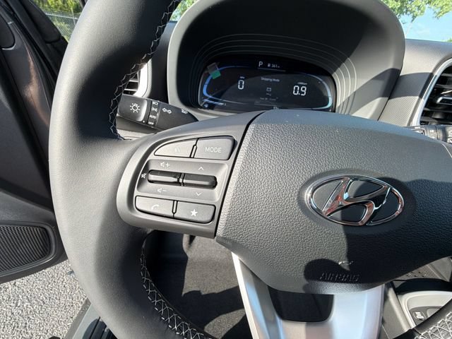 New 2026 Hyundai Venue SEL FWD image 31