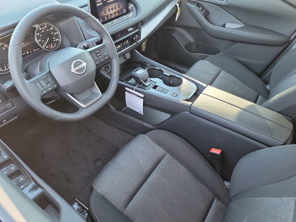 New 2026 Nissan Rogue SV image 5