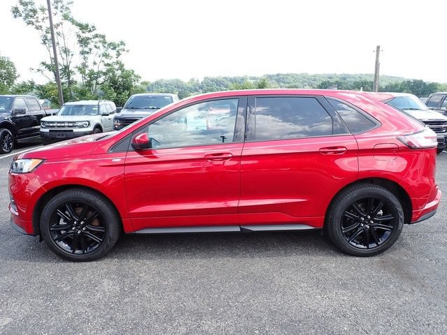 Certified 2024 Ford Edge ST-Line AWD/4WD image 2