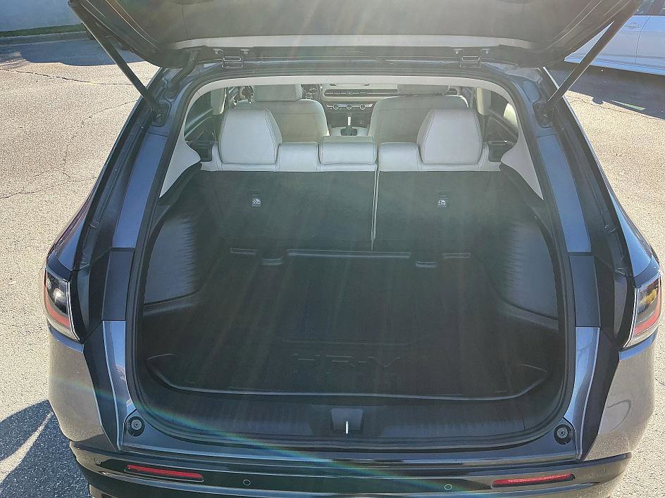 Used 2023 Honda HR-V EX-L image 25