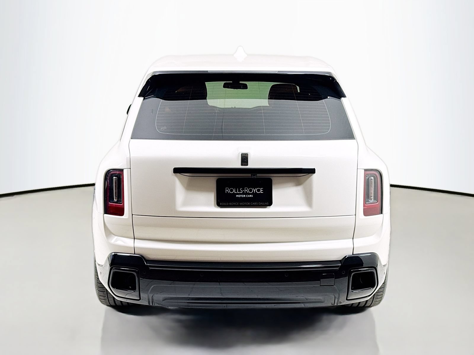 Certified 2025 Rolls-Royce Cullinan AWD/4WD image 7