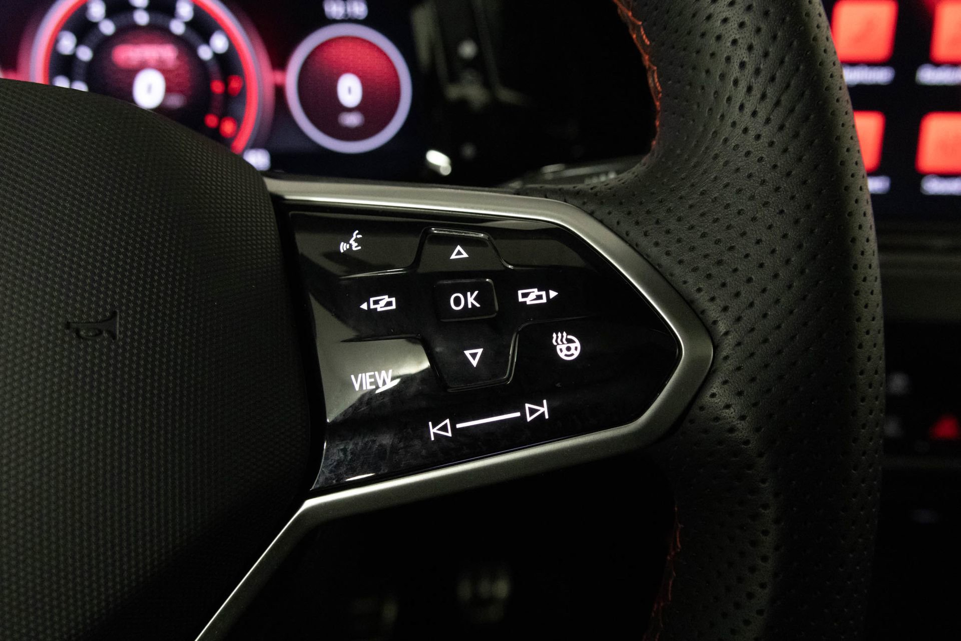 Used 2024 Volkswagen GTI SE image 28