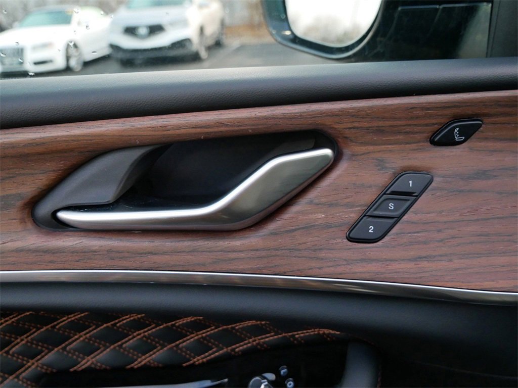 Used 2022 Jeep Grand Cherokee Summit w/ Advanced Protech Group IV image 14