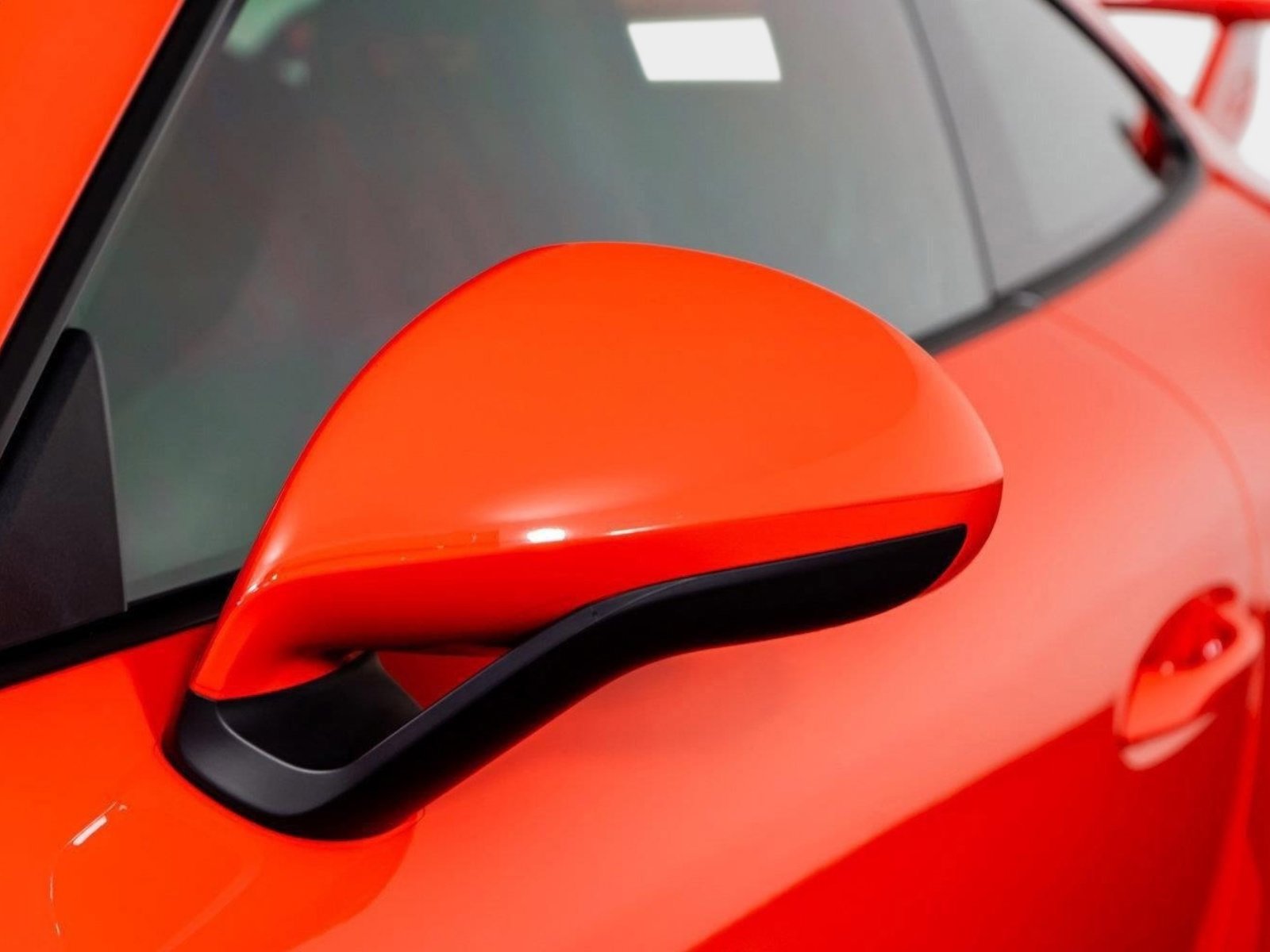 Used 2018 Porsche 911 GT3 RWD image 27