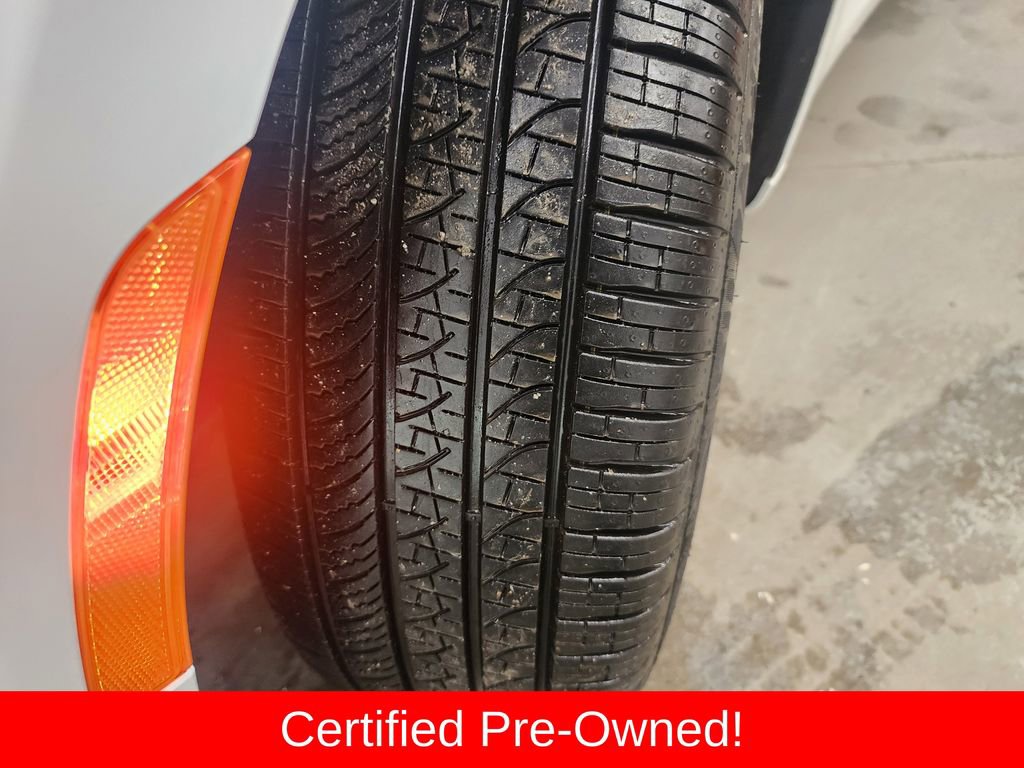 Used 2026 Chrysler Pacifica Limited image 43