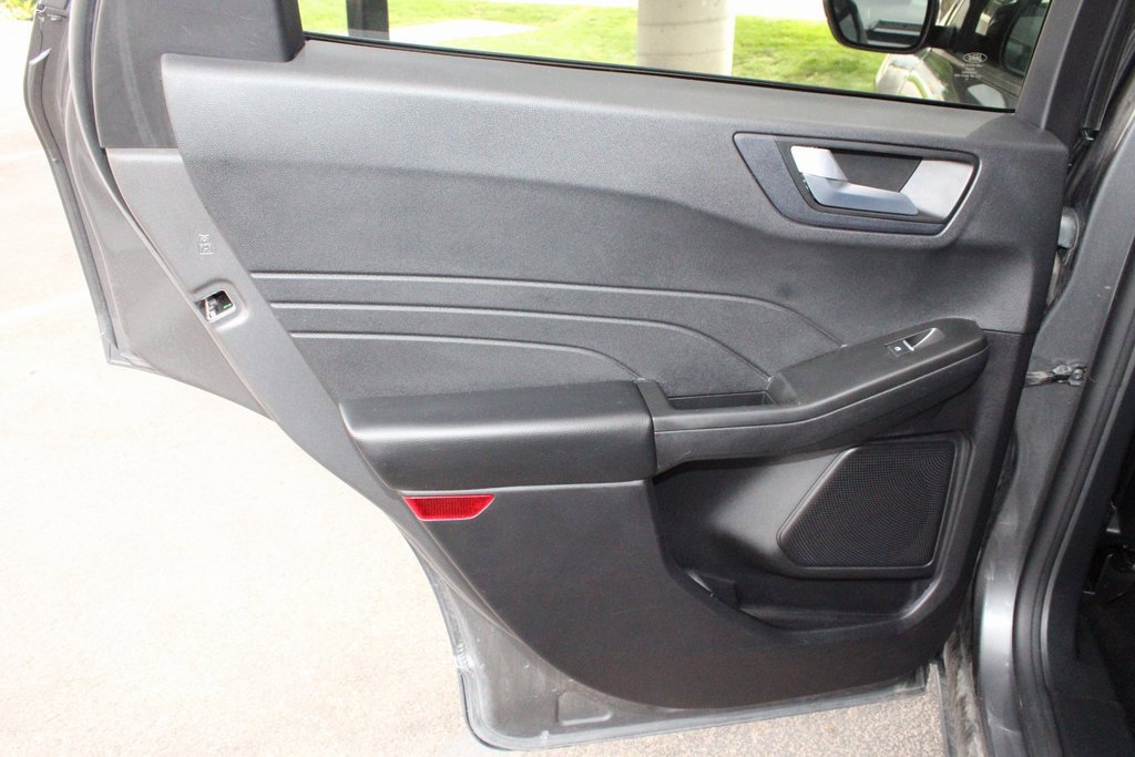 Used 2022 Ford Escape SEL image 44