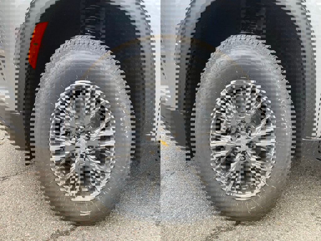 New 2026 Chevrolet Traverse LT w/ Driver Confidence Package image 27