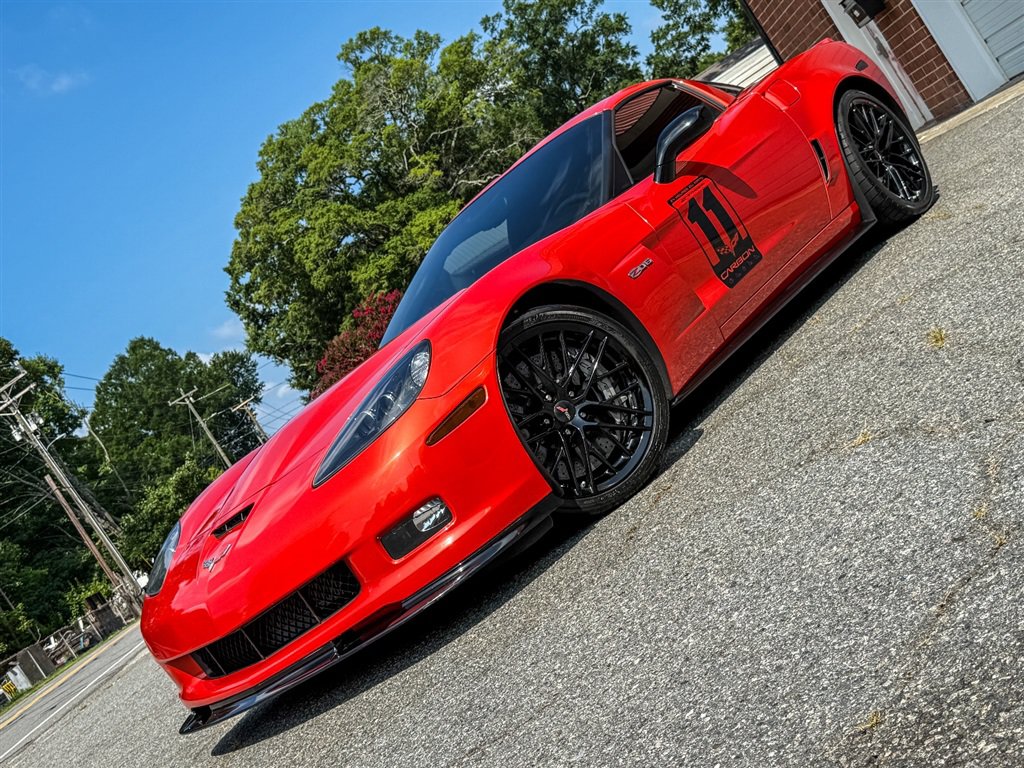 Used 2011 Chevrolet Corvette Z06 RWD image 3