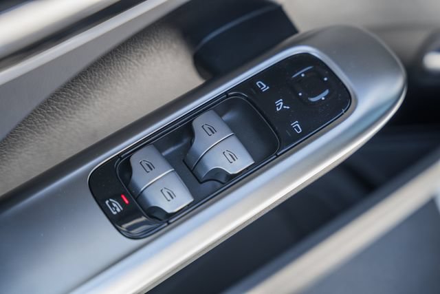 New 2026 Mercedes-Benz C 300 4MATIC Sedan image 38
