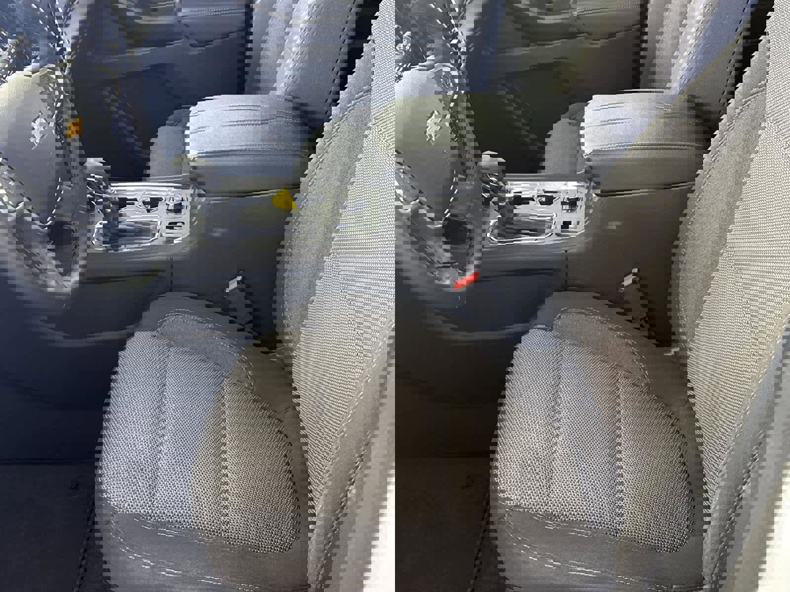 Used 2023 Chevrolet Traverse LT image 12