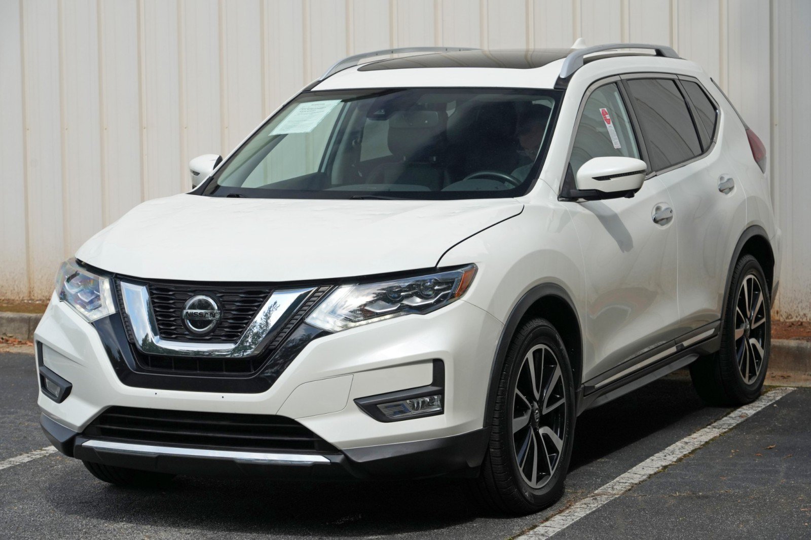 Used 2018 Nissan Rogue SL w/ Premium Package AWD/4WD image 45