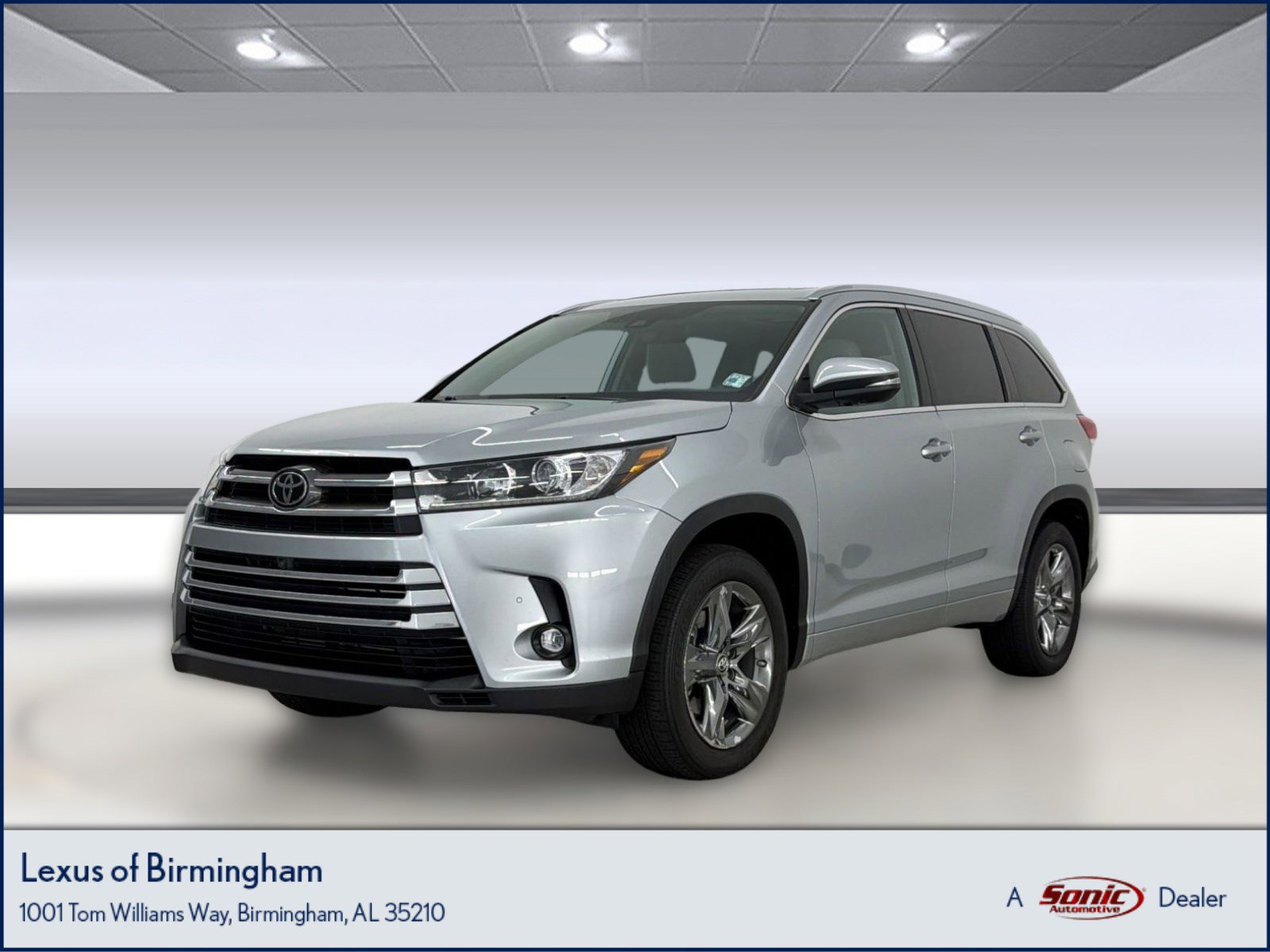 Used 2019 Toyota Highlander Limited Platinum FWD image 1