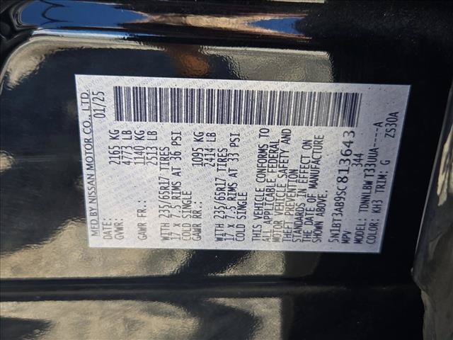 Used 2025 Nissan Rogue S AWD/4WD image 24