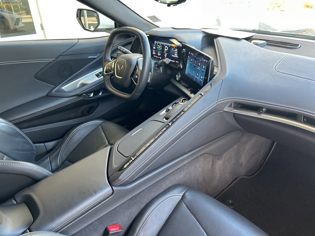 Used 2024 Chevrolet Corvette Stingray Coupe w/ Z51 Performance Package image 24