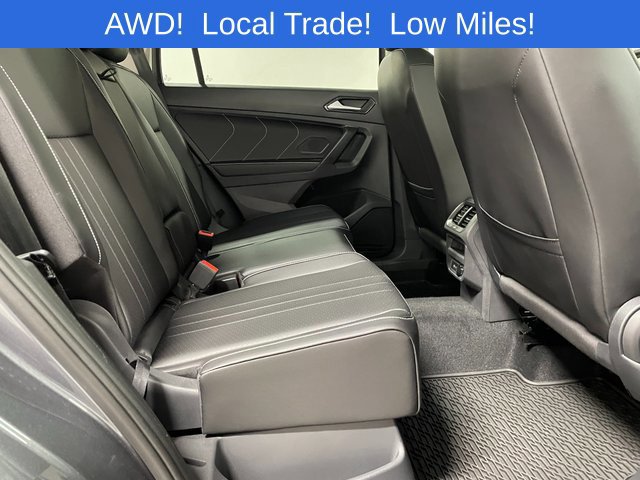 Used 2024 Volkswagen Tiguan SE w/ Panoramic Sunroof Package AWD/4WD image 22