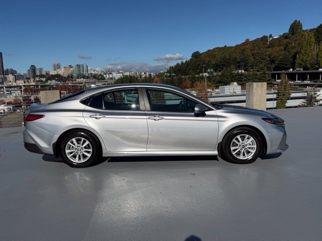 Used 2026 Toyota Camry LE w/ Preferred Package 2 (TMS) FWD image 2