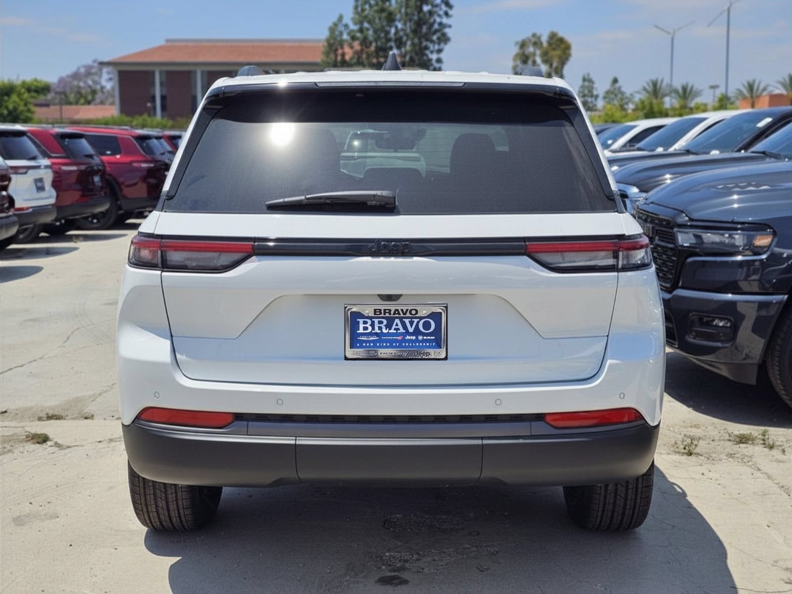 New 2026 Jeep Grand Cherokee Altitude RWD image 6