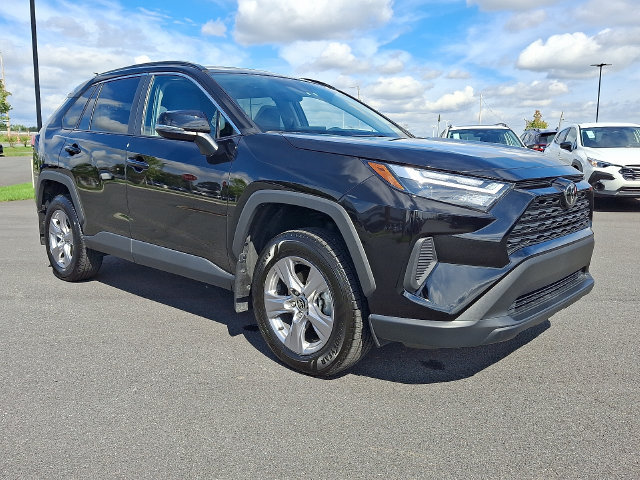 Used 2025 Toyota RAV4 XLE w/ Convenience Package