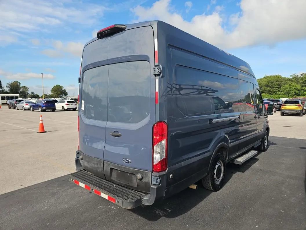 Used 2020 Ford Transit 250 148 High Roof Extended RWD image 4