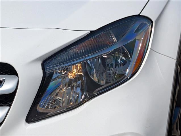 Used 2020 Mercedes-Benz GLA 250 4MATIC image 9