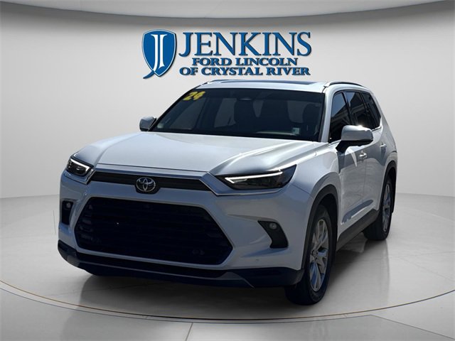 Used 2024 Toyota Grand Highlander Limited image 5