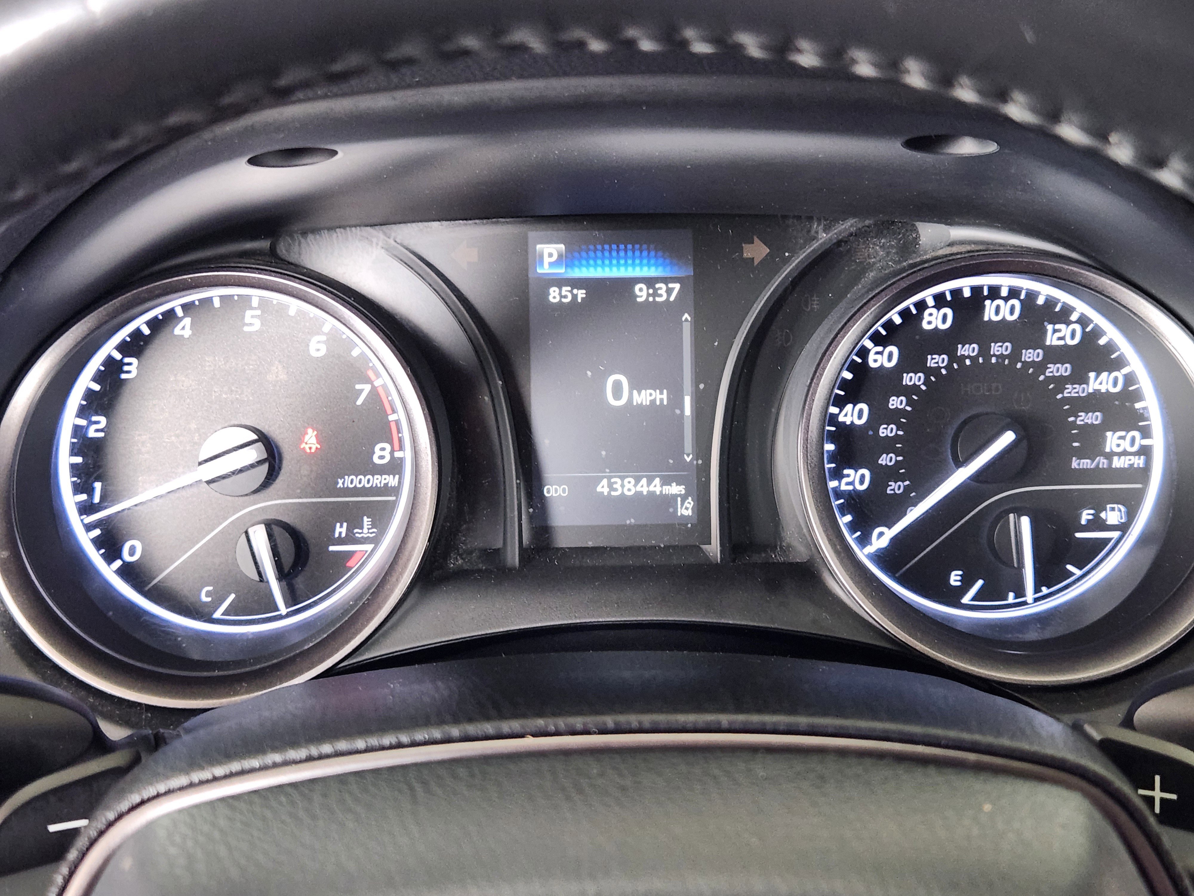 Used 2023 Toyota Camry SE FWD image 17