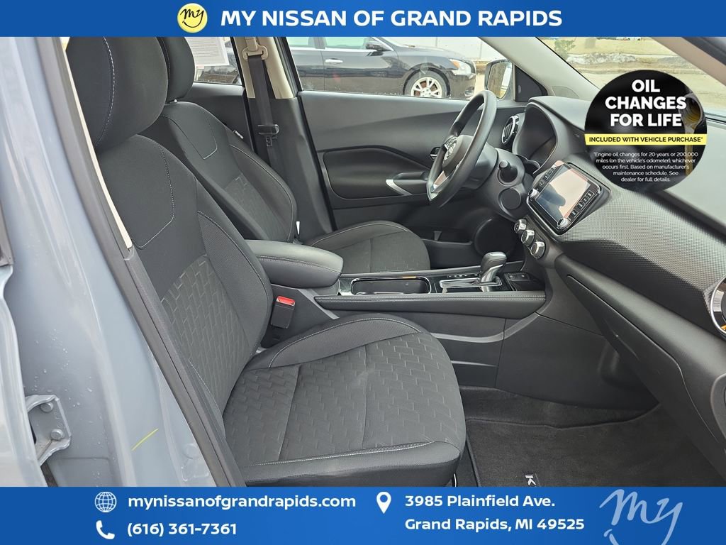 Used 2024 Nissan Kicks SV image 24
