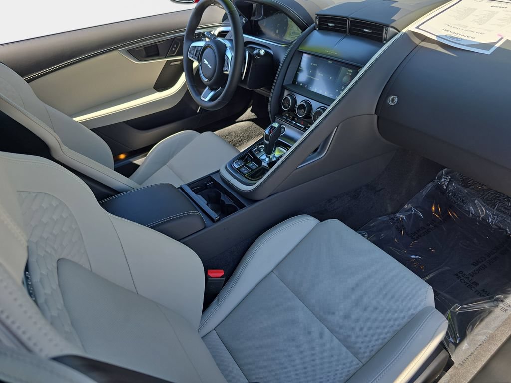 Certified 2024 Jaguar F-TYPE R-Dynamic RWD image 9