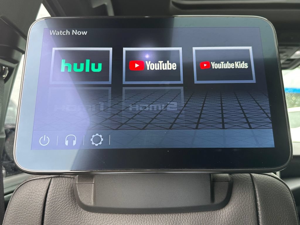 Used 2024 GMC Yukon Denali w/ Denali Reserve Package AWD/4WD image 18