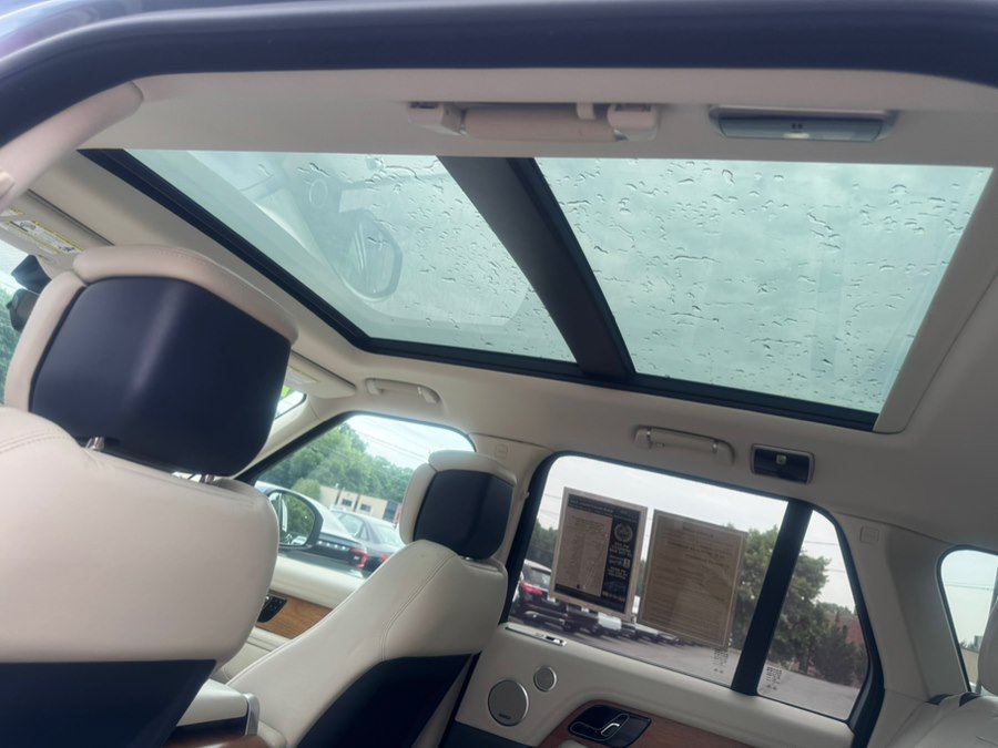 Used 2019 Land Rover Range Rover HSE AWD/4WD image 17