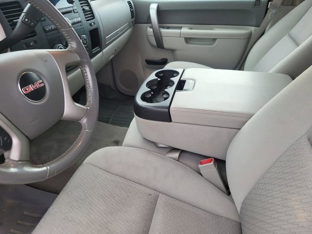 Used 2013 GMC Sierra 2500 SLE w/ Suspension Package, Off-Road image 11